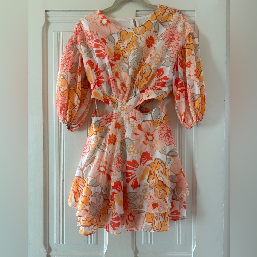 Boutique Cutout floral dress
